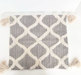 ONE 20" x 20" Throw Pillow Cover