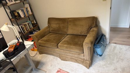Sofa / Love Seat
