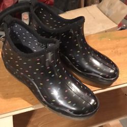 Women Boots ….size 11