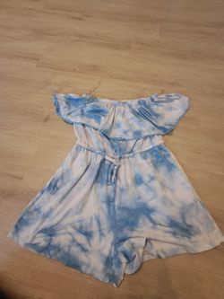 Woman's medium romper blue and white