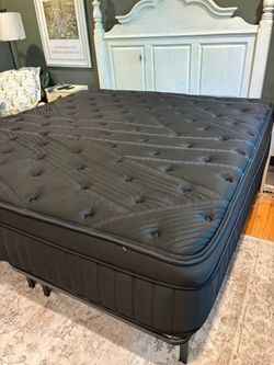 Get Comfortable: Ultimate Comfort Mattresses - 50-80% Savings