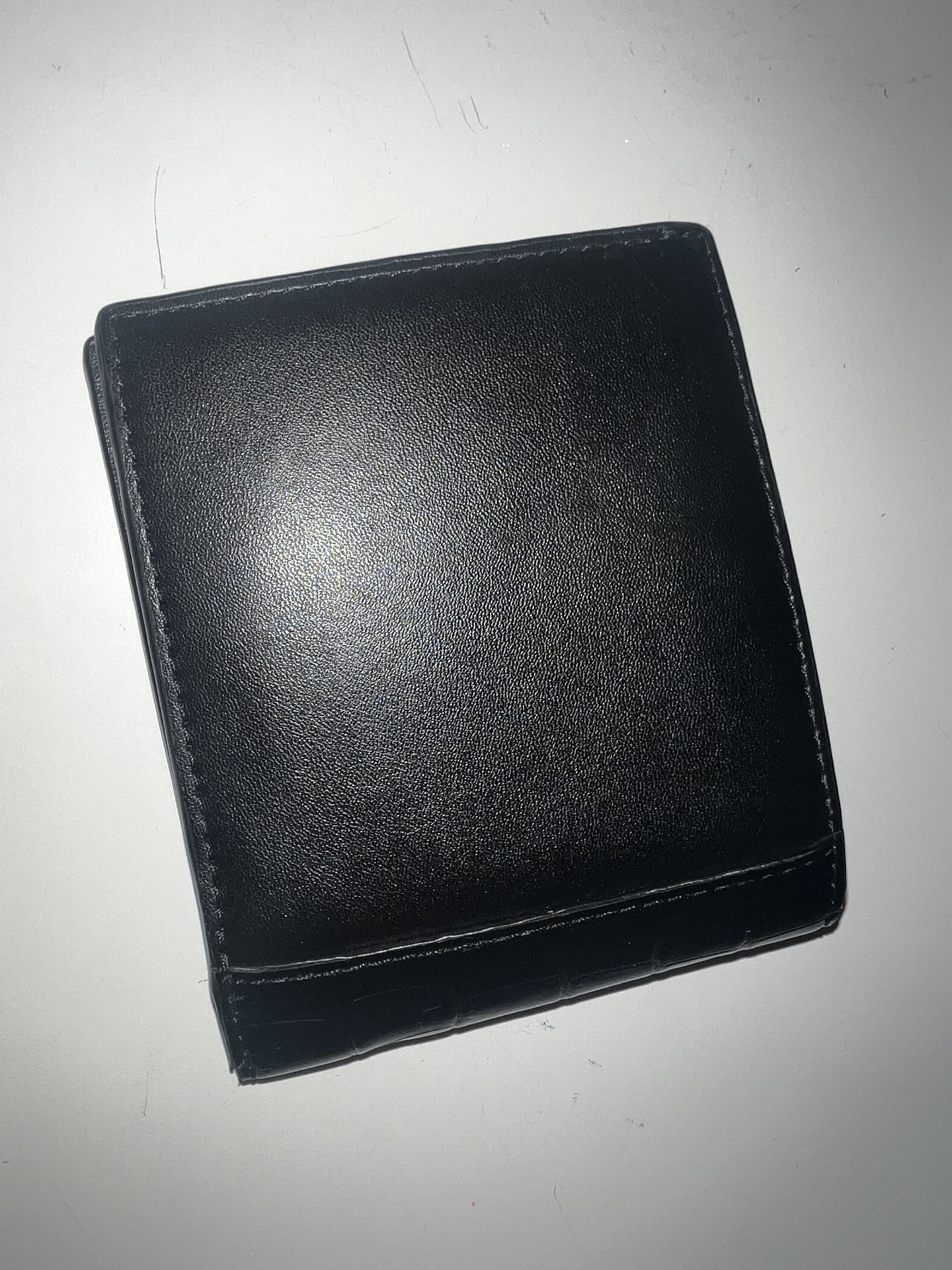 Men’s Preowned Wallet - Good Condition
