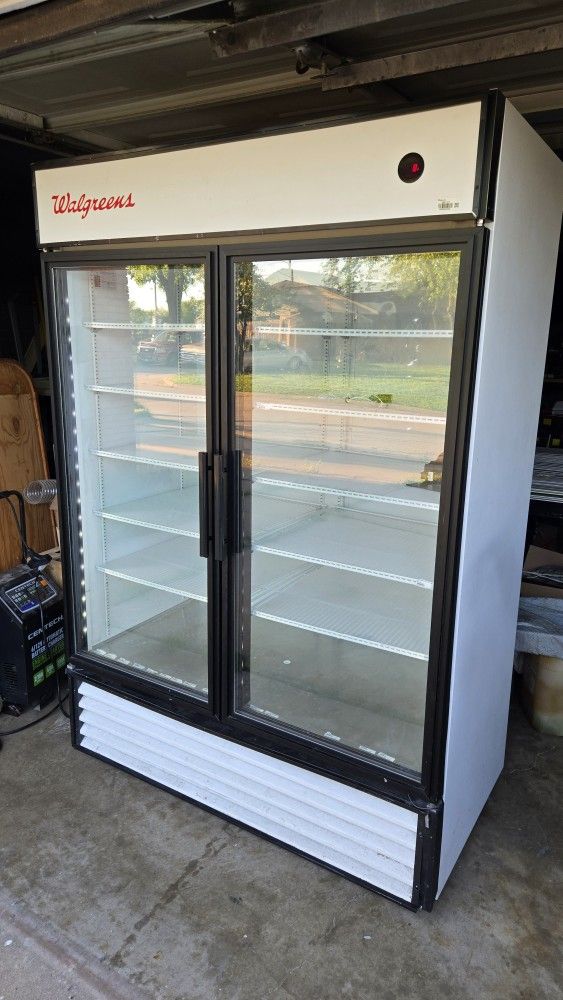 Medical Fridge (Pharmaceutical Refrigerator)