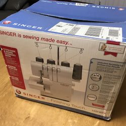 Singer Finishing Touch 14SH654 , Excellent 