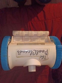 2 wheel Hayward pool cleaner