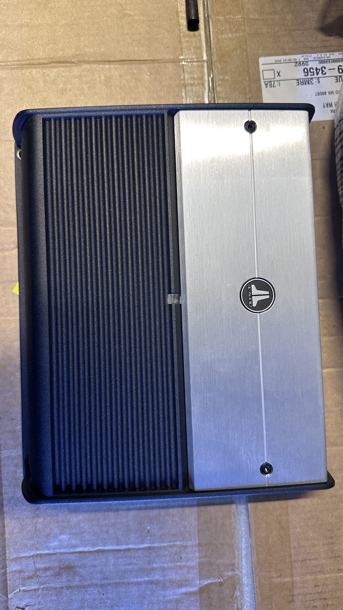 JL Audio XD500/3v2 3-channel car amplifier — 75 watts RMS x 2 at 4 ohms + 300 watts RMS x 1 at 2 ohms