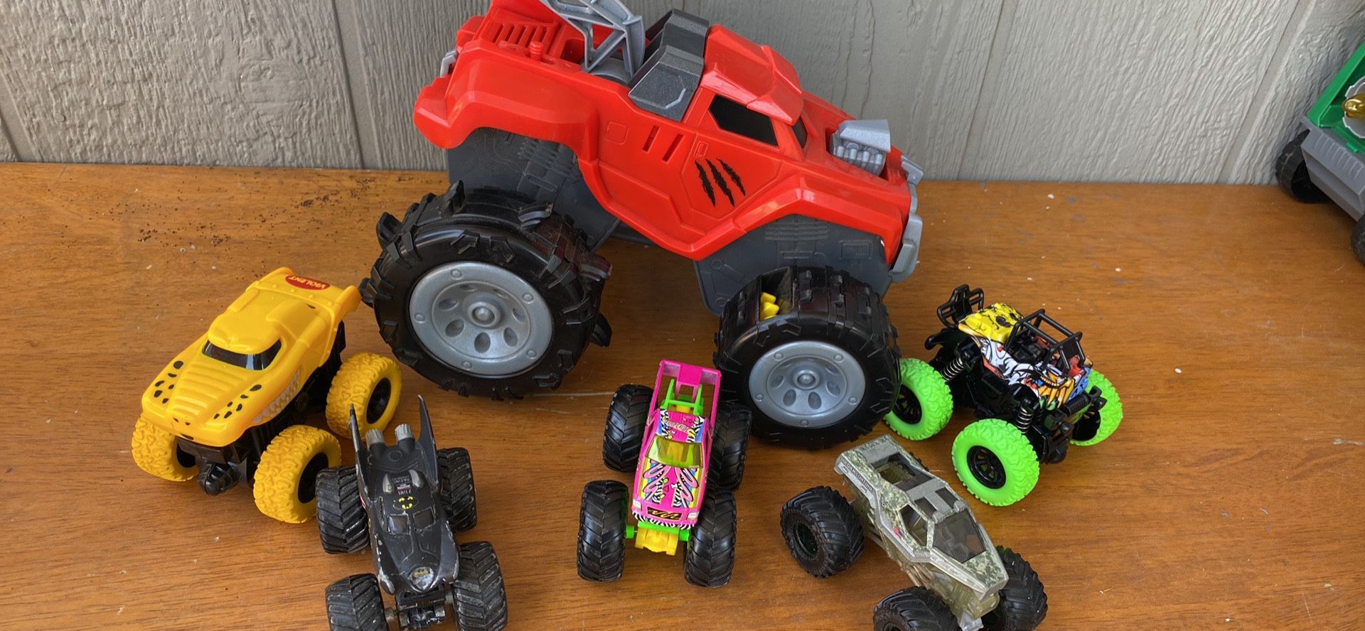 Monster Trucks 