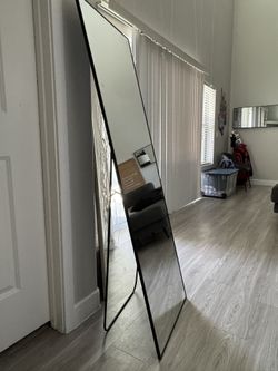 FULL SIZE BODY MIRROR