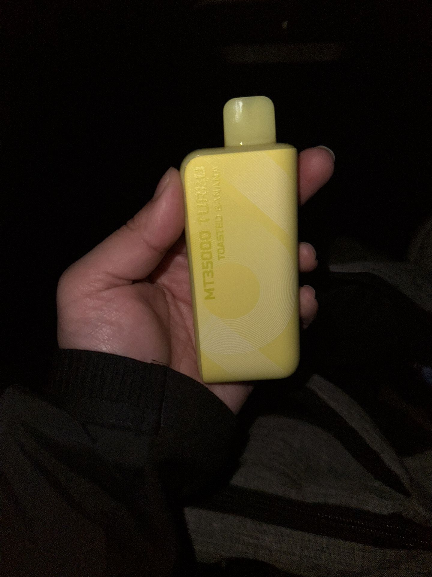 New Toasted Banana Flavor (slightly Used- Only Two Puffs)