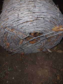 Barb wire 1000 foot
