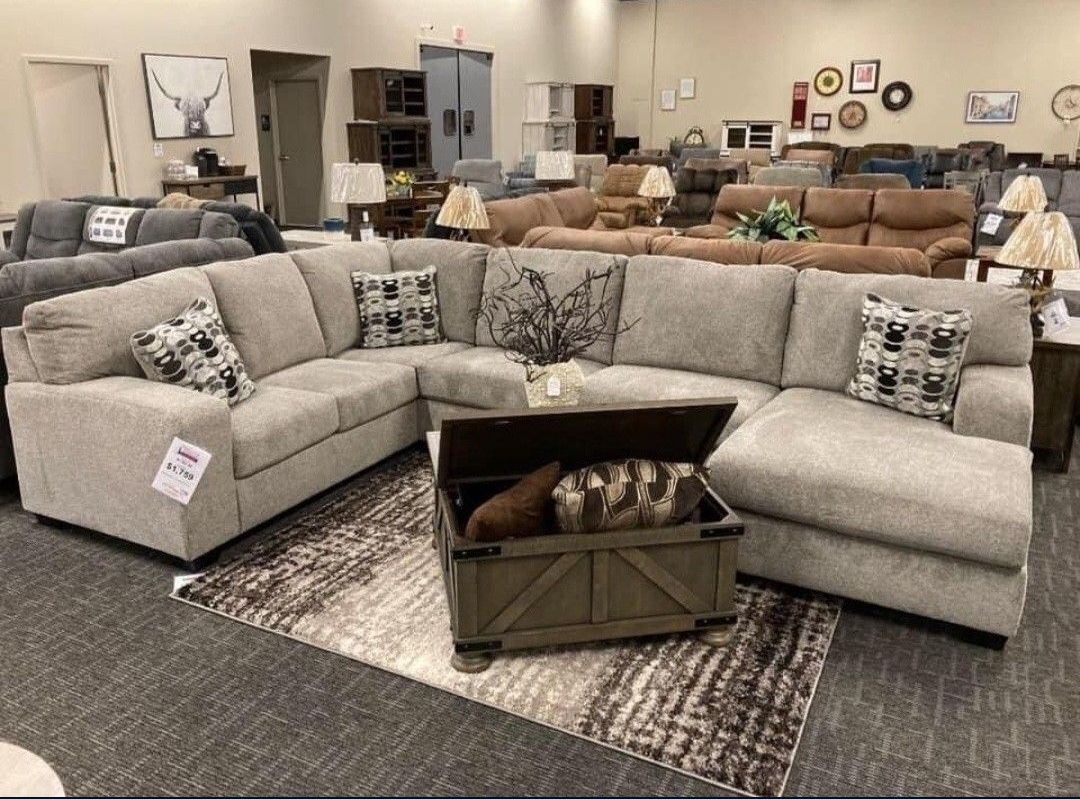 Ballinasloe Platinum 3pc Sectional sofa Couch Sofa Armchair