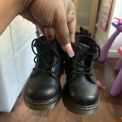 Doc Martens Size 5 Toddler 