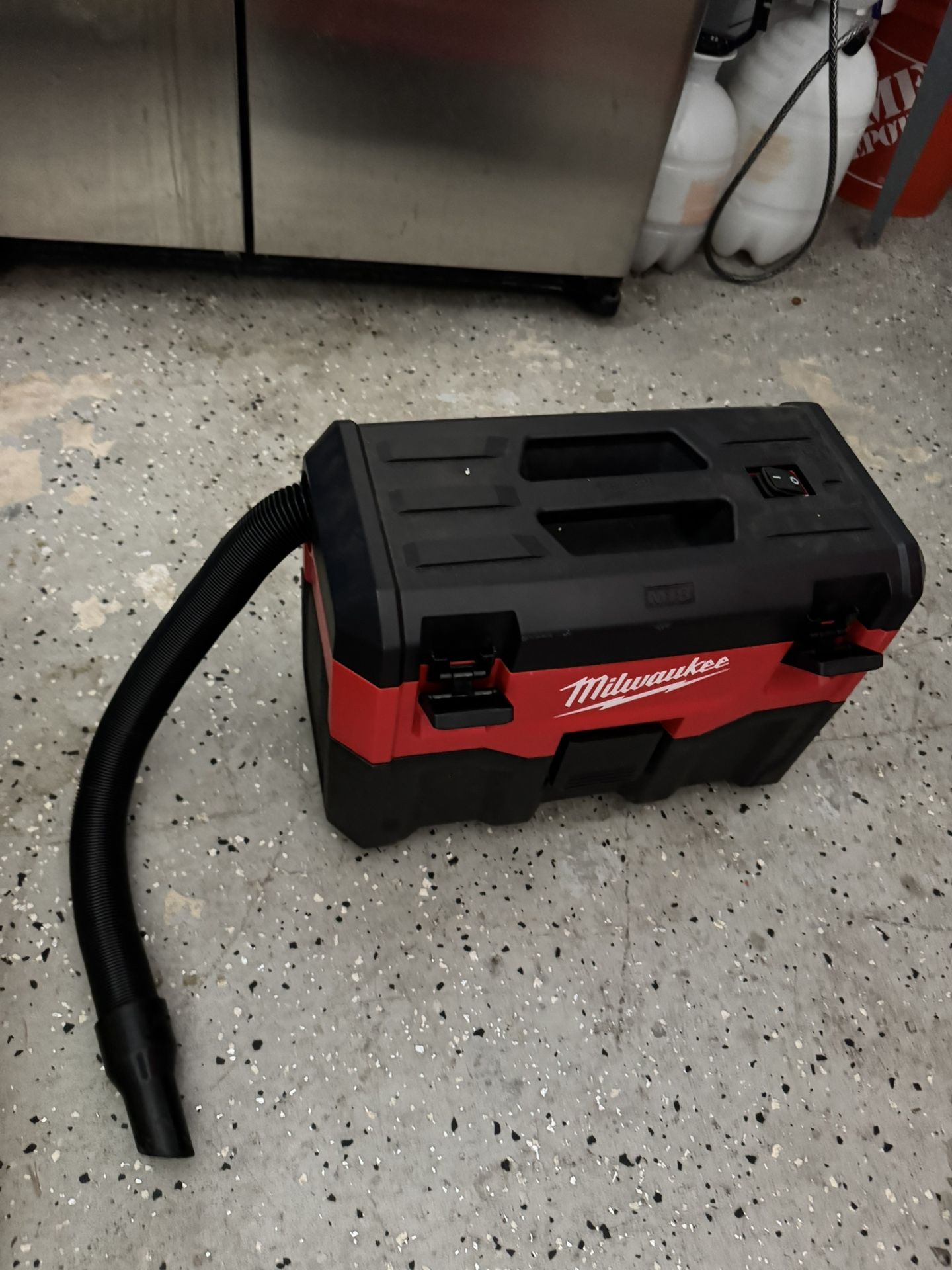 Milwaukee Vacuum