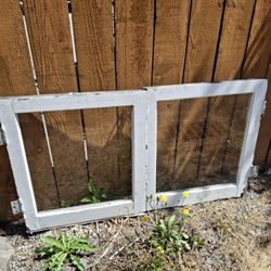 Wood Windows 40x22 Casement 