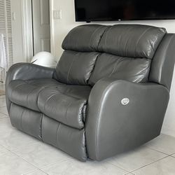 Love Seat Recliner 