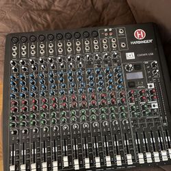 I Sale Mixer Harbinger 24 Channels 