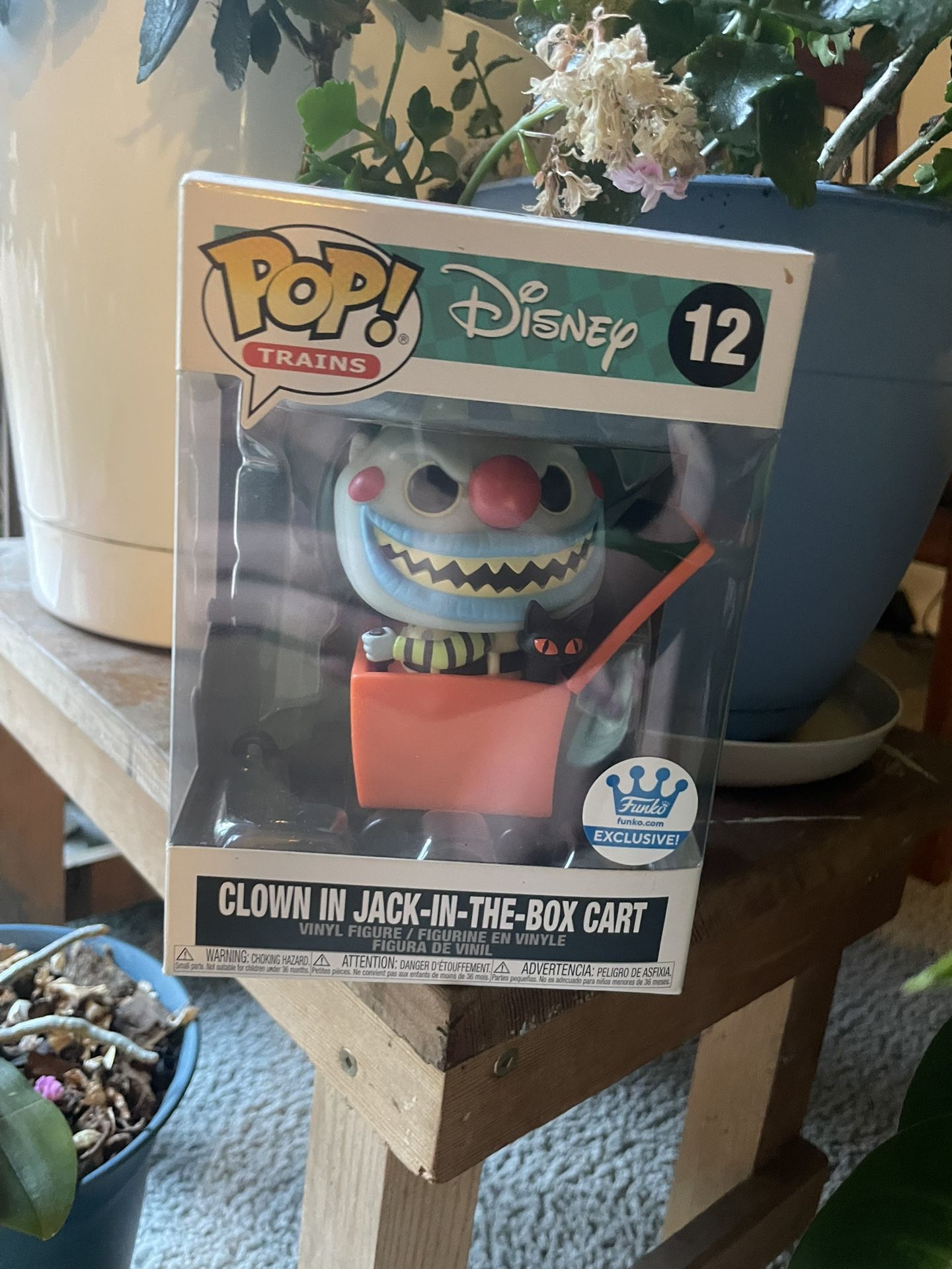 Exclusive Clown In Jack-In-The-Box Cart