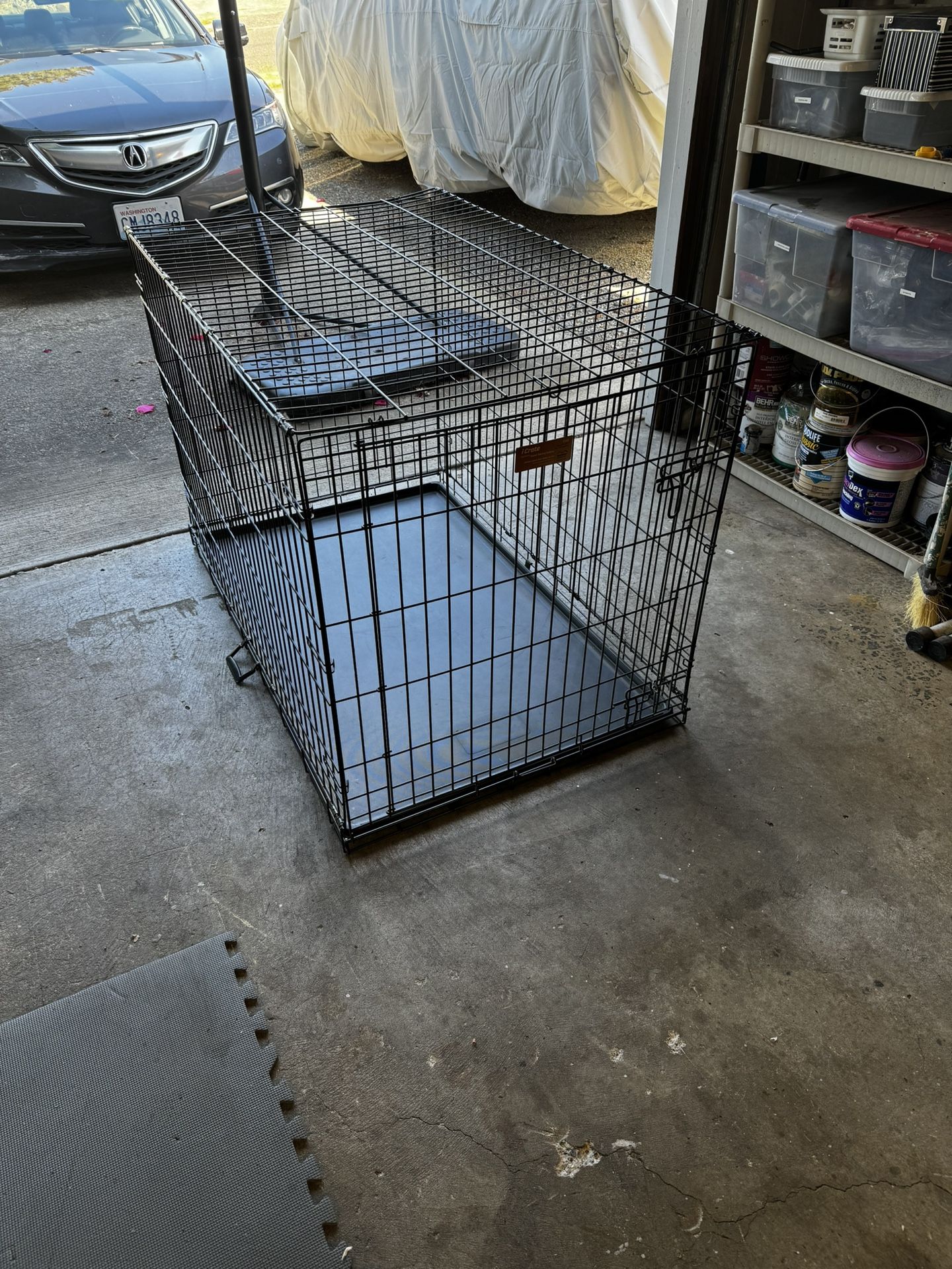 Large Adjustable Dog Kennel 32” Tall X 48” Length X 30” Wide
