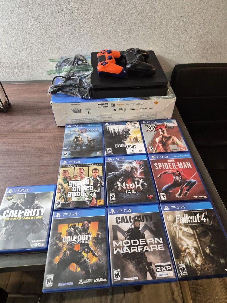 Playstation4 Holiday Bundle (10 Games//2 Controllers)