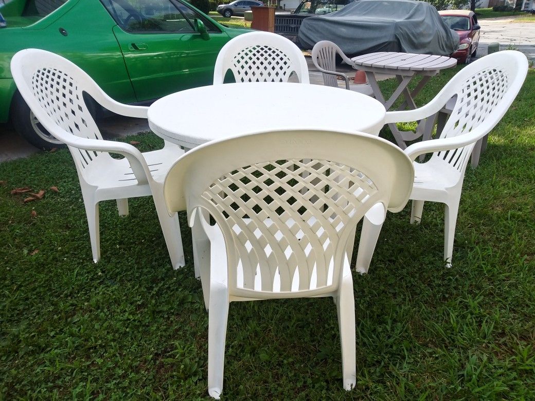 Table & Chairs for Sale in Greensboro, NC OfferUp
