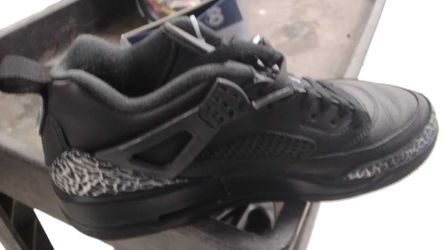 Jordan Iv2417-010 Black