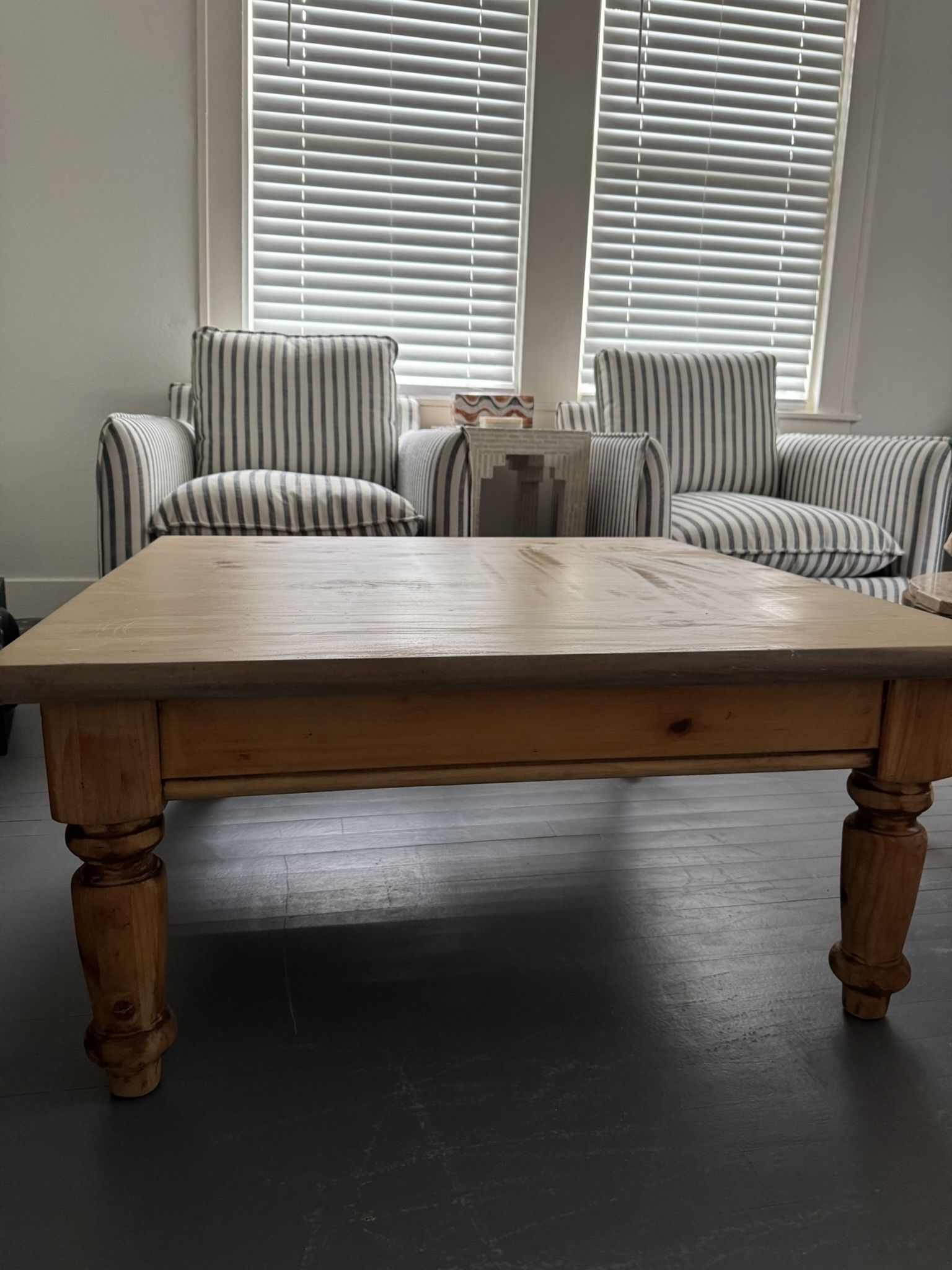 Wood Coffee Table 