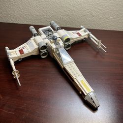 LEGO Star Wars Built Up Set #75301 Luke Skywalker's X-Wing Fighter