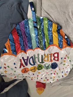 Caja de globos de cumpleaños.