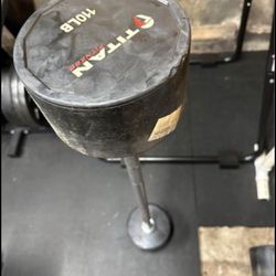 Titan Fitness Barbell 