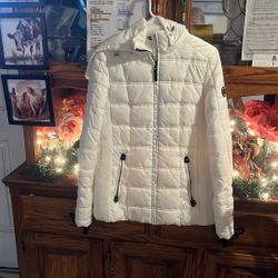 Woman Small White Jacket