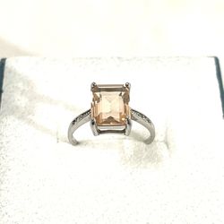 Brand New .925 Silver Ring With Emerald Cut Citrine Gemstone. Size 7.