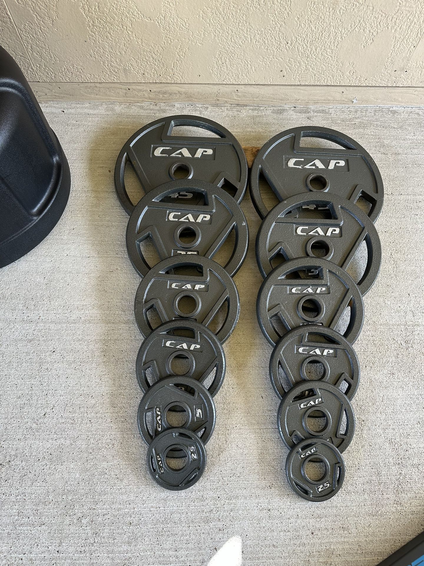 Cap Olympic Barbell Grip Weight Plates $270