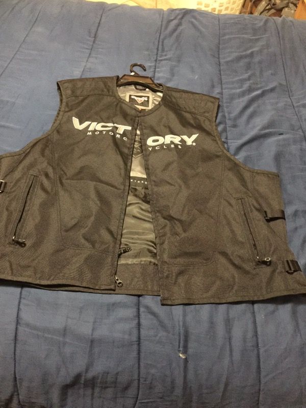 Victory Motorcycle Vest 50$