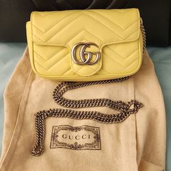 Gucci Pastel Yellow Matelass  Leather GG Marmont Mini Bag
