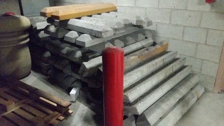 Wheel Stops! (concrete gray / yellow)