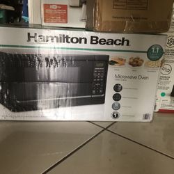 Hamilton Beach 1000 Watt Microwave 