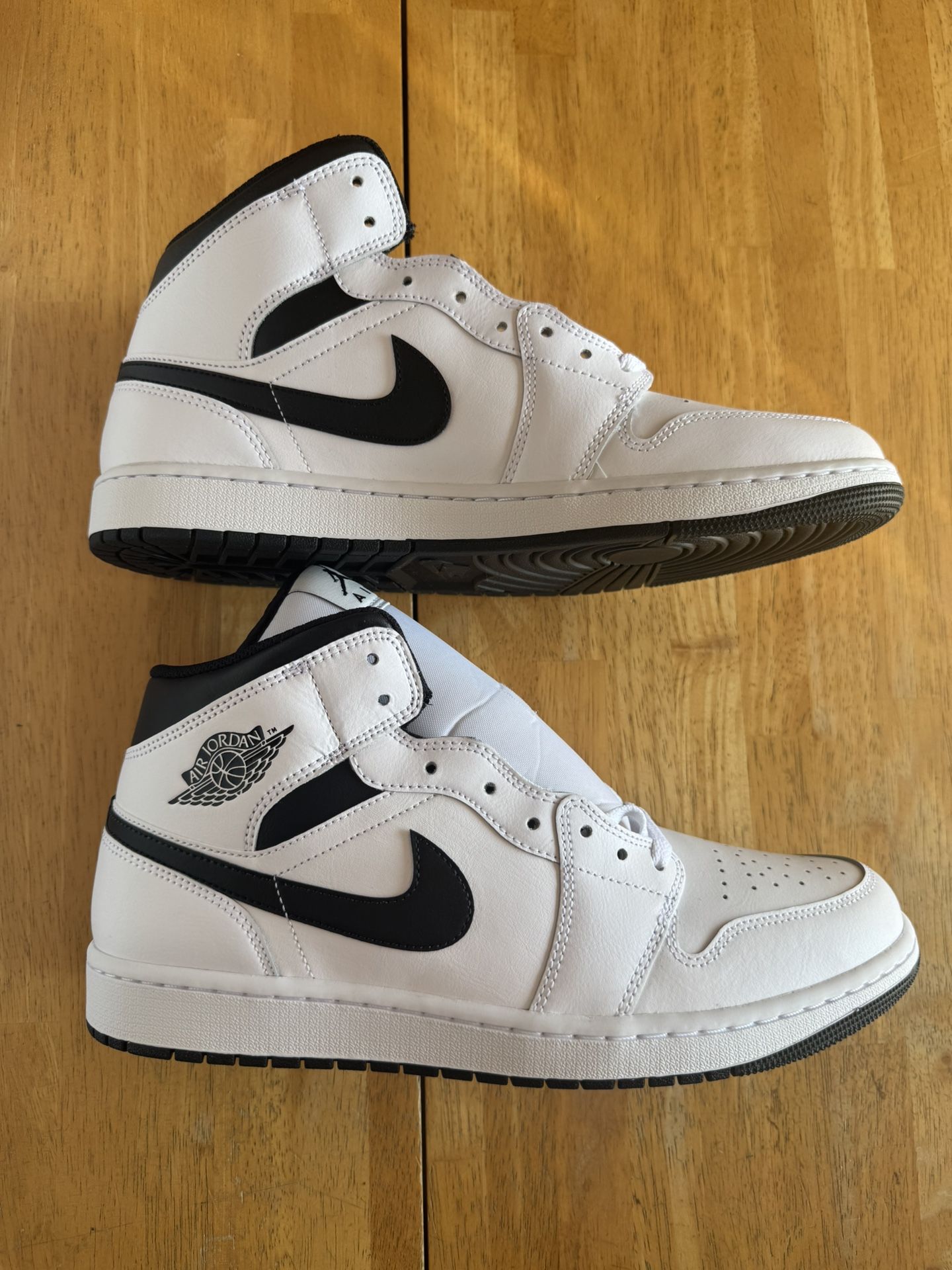 New Nike Air Jordan 1 Mid White Black Reverse Panda Shoes Men’s 12
