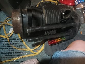 aircraft engine cylinder with pistons and valves