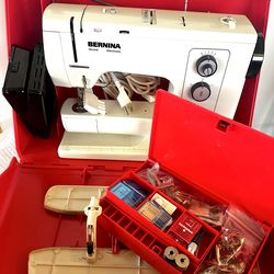 Bernina 830 Record Sewing Machine *TESTED* WITH CASE, FOOT CONTROL, & EXTRAS