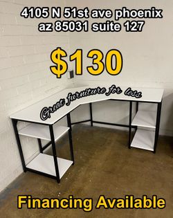 Desk brand new