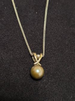 14k solid white gold necklece