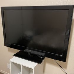 42inch 1080p Tv With Remote