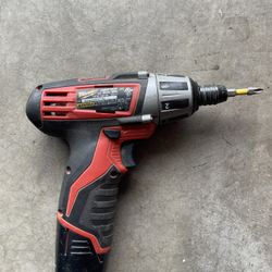 millwaukee m12 drill