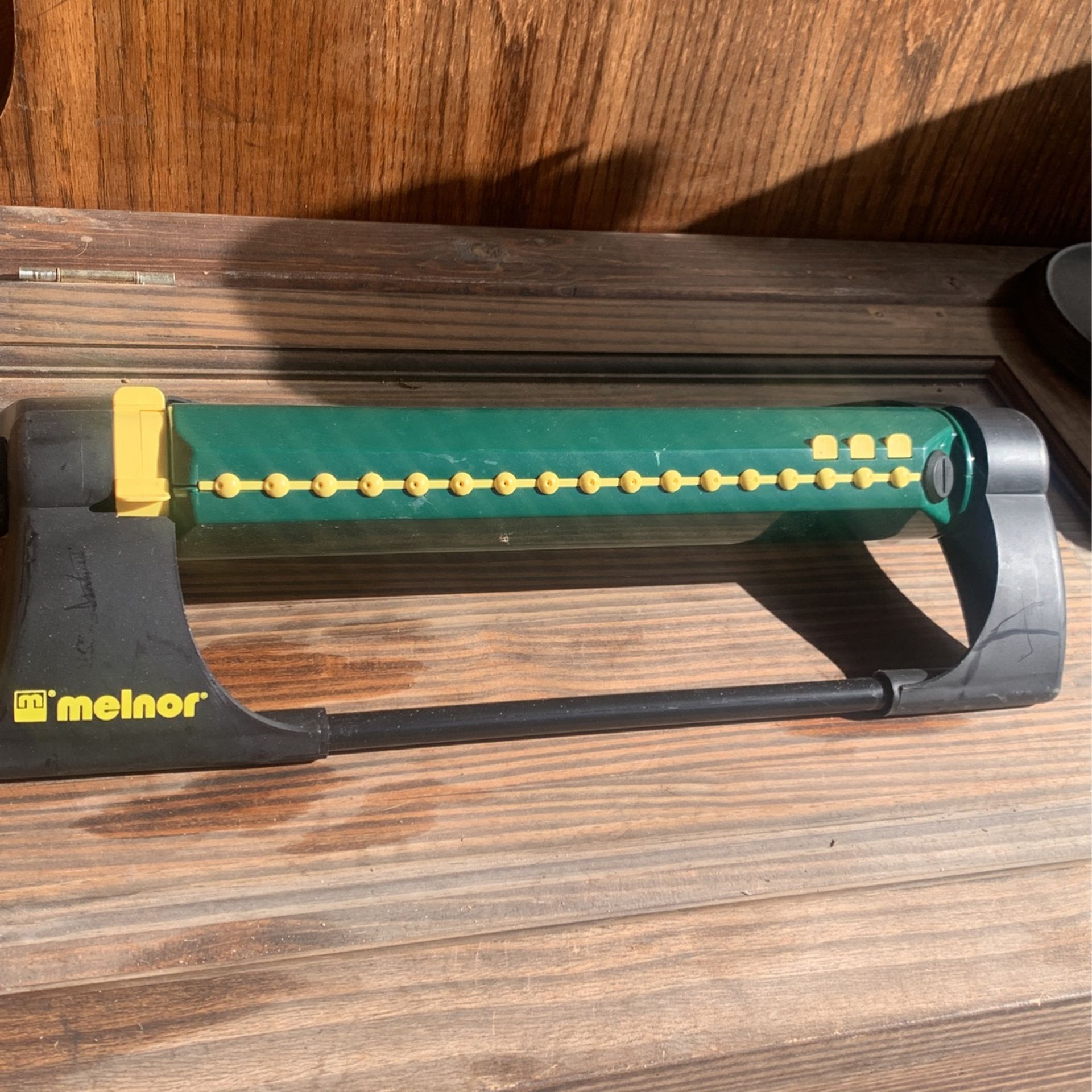 Melnor  Oscillating Sprinkler