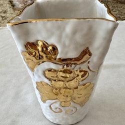 Hand Made White Porcelain Vase accented with 24 Kt Gold Grape design, Made in Italy 