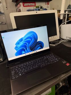 Computer Laptop hp envy Touchscreen Ryzen 5