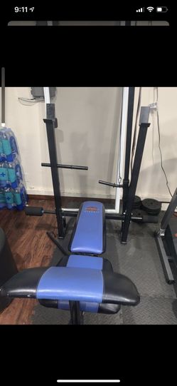 Brand New Adjustable Workout Bench with Rack, Preacher Pad and Leg extension Home gym fitness equipment workout