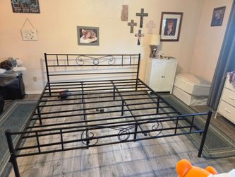 King size bed with mattress