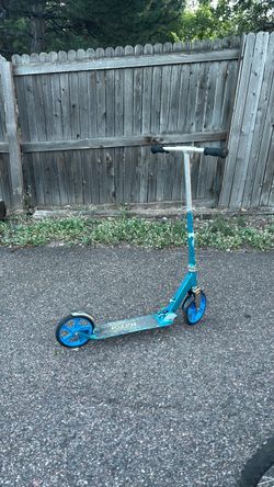 Razor Kick Scooter Blue