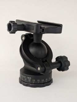 Acratech Ultimate ball head + Manfrotto 3221WN tripod - mint condition